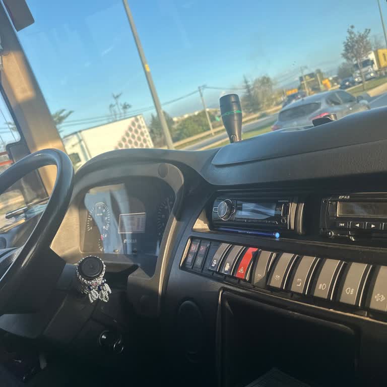 Öğrenci İndirimi Uygulanmadı Ve Otobüste Güvenli Olmayan Yolculuk Yaşadım