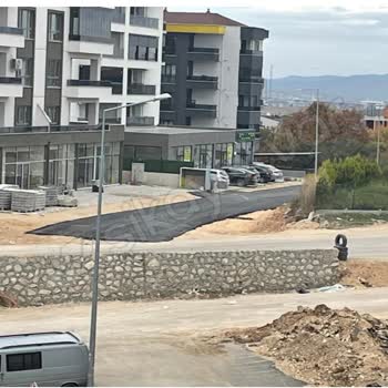 BURULAŞ Yarım Kalan Yol Çalışması Nedeniyle Mahallede Süregelen Mağduriyet Ve Güvenlik Sorunları