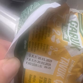 Knorr Tavuklu Noodle Paketinde Kötü Koku Ve Tüketilemeyen Ürünler Nedeniyle Güven Kaybı