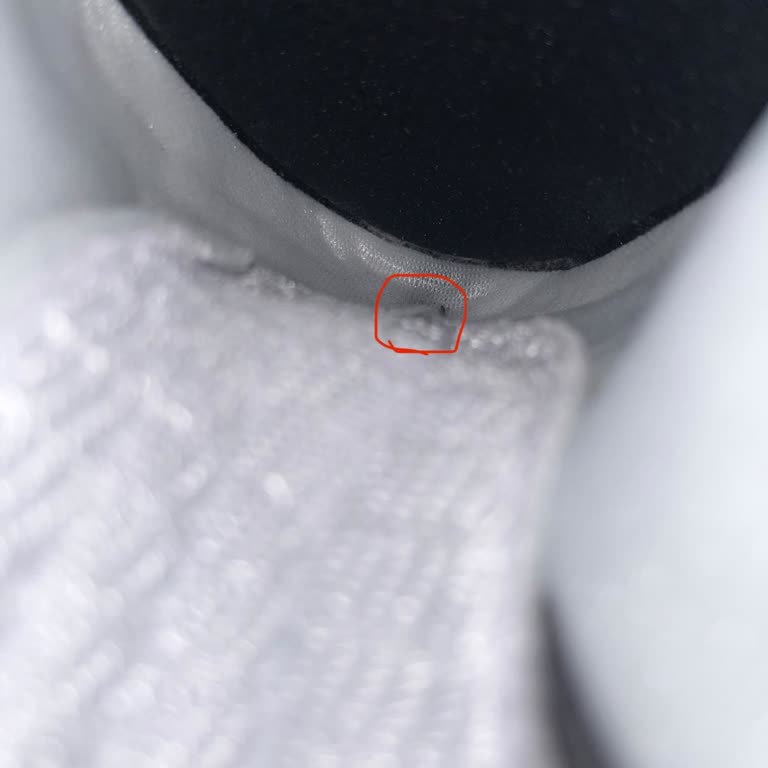 SuperStep Yeni Alınan Ayakkabıda Kısa Sürede Delik Oluştu Mağduriyet Yaşadım