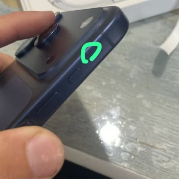 Sıfır İphone Kutusundan Çizik Çıktı, Mağduriyet Yaşıyorum