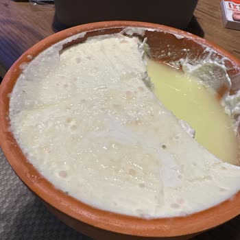 İtimat Süt Son Kullanma Tarihi Geçmeden Küflenen Yoğurt Hayal Kırıklığı Yaşattı