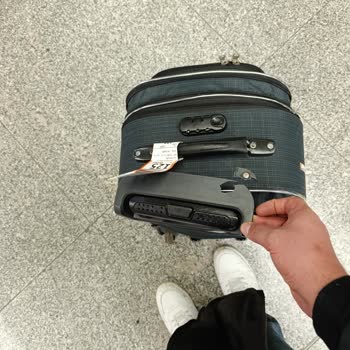 Sunexpress Hava Yolları Valizim Kırıldı Sahip Çıkmıyor