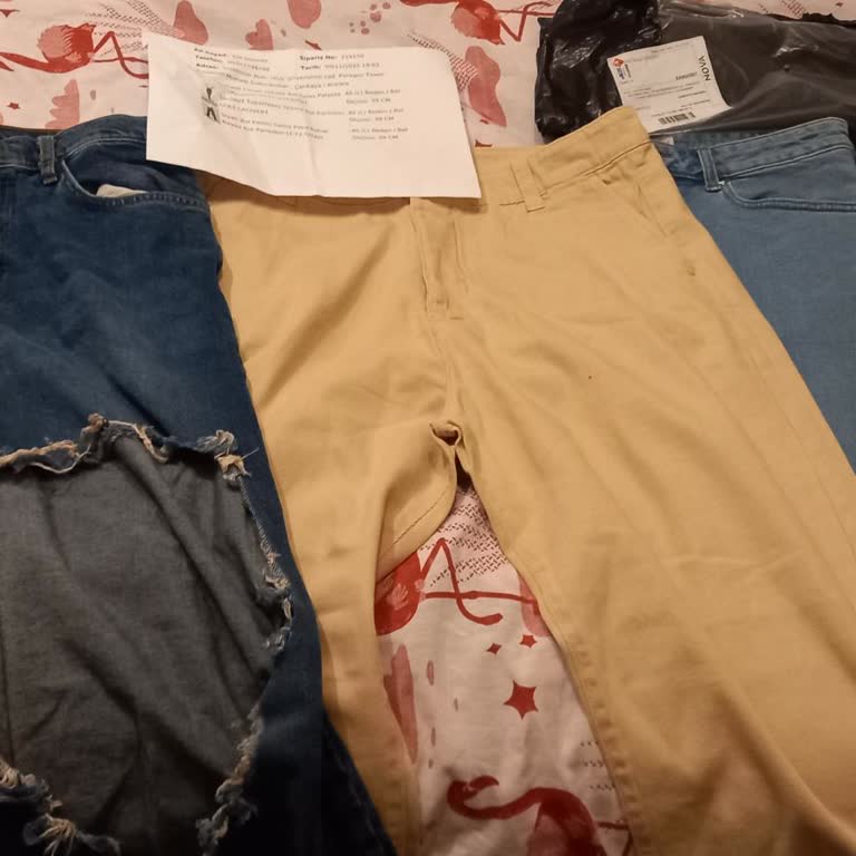 Lale Clothing Siparişimde Yanlış ve Kullanılamaz Ürünler Gönderildi, Mağduriyetim Giderilmiyor