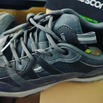 Yeni Alınan Ayakkabıda Dikiş Hatası Ve Mağaza İlgisizliği