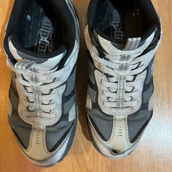 Kısa Sürede Deforme Olan Ayakkabı Ve Reddedilen Değişim Talebi Hayal Kırıklığı Yarattı