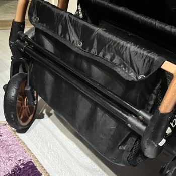 AJet Uçuşunda Kaybolan Bebek Arabası Tekeri Nedeniyle Yaşanan Mağduriyet