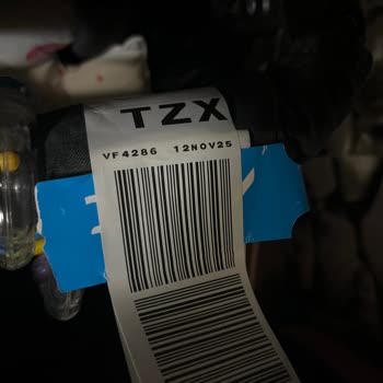 AJet Uçuşunda Kaybolan Bebek Arabası Tekeri Nedeniyle Yaşanan Mağduriyet