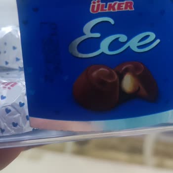 Aldığım İki Ülker Çikolata Paketinden Küf Çıkması Hayal Kırıklığı Ve Sağlık Endişesi