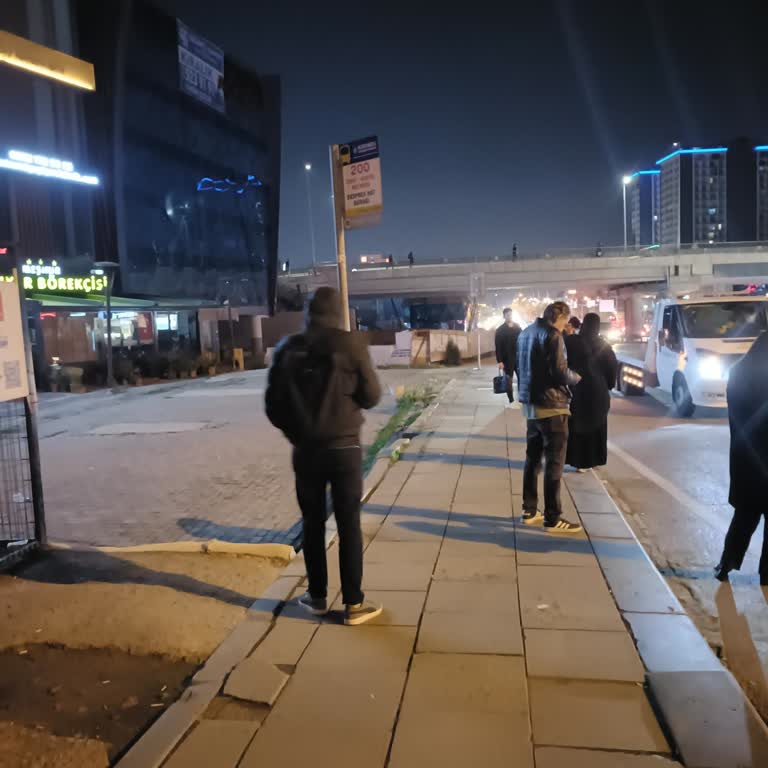 Otobüs Şoförünün Yolcu Almadan Duraktan Geçmesi Nedeniyle Mağduriyet