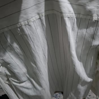 İki Yıkamada Kullanılamaz Hale Gelen Mavi Gömlek İçin Değişim Talebi