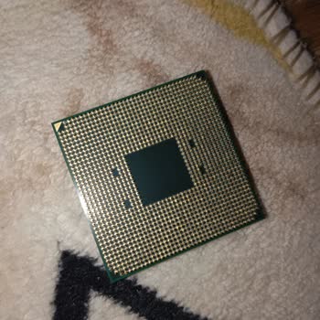 Kargolama Hatası Nedeniyle Yamuk İşlemci Teslimatı Ve Çözüm Talebi