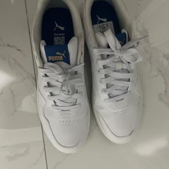 FLO Mağazası Garanti Kapsamında Ayakkabı Değişimini Reddediyor