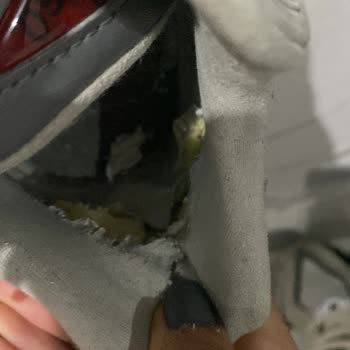 New Balance Ayakkabımın İç Topuğu Yırtıldı Mağaza Sahip Çıkmadı