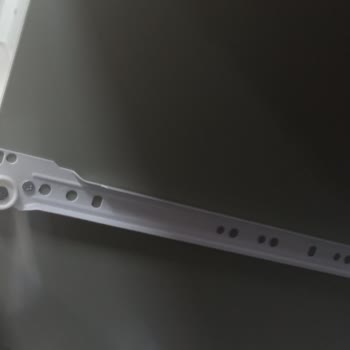 Vivense Hatalı Çekmece Rayları Ve Çatlak Raf İçin Destek Alamadım