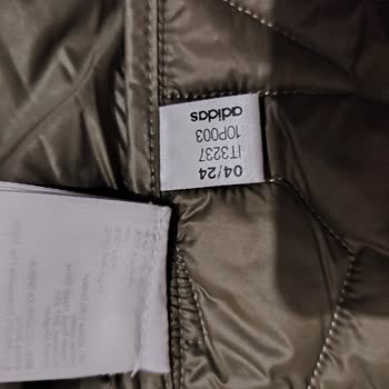 Adidas Su Geçiren Mont İçin İade Ve Özür Talebi