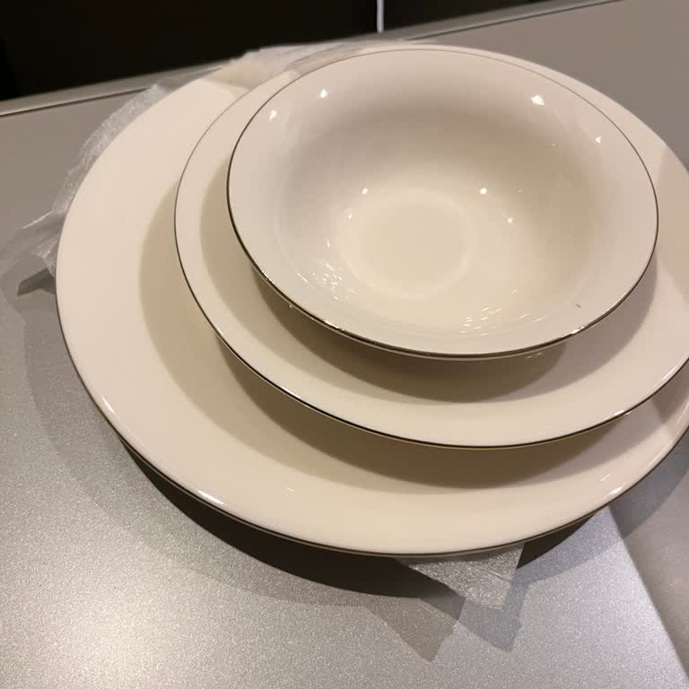 Eksik Parçalarla Gelen Yemek Takımı Ve Çözülmeyen Talep