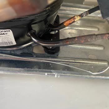 Bosch Derin Dondurucu Kutusuz Ve Teşhir Ürün Şüphesiyle Teslim Edildi