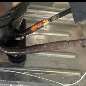 Bosch Derin Dondurucu Kutusuz Ve Teşhir Ürün Şüphesiyle Teslim Edildi