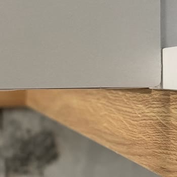 Mobilya Kapaklarında Yapışma Ve Kullanım Sorunu Sonrası 1 Yıldır Çözüm Bekliyorum