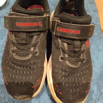 Kısa Sürede Deforme Olan Ayakkabı Ve Yetersiz Müşteri Hizmeti Nedeniyle Mağduriyet