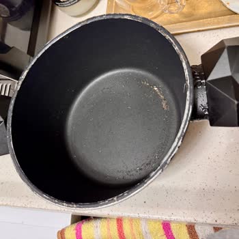 Karaca Diamond Tencere Setinde Erken Deformasyon Ve Soyulma Sorunu