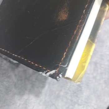 Hasarlı Kitap Teslimatı Ve İletişim Sorunu Nedeniyle Mağduriyet