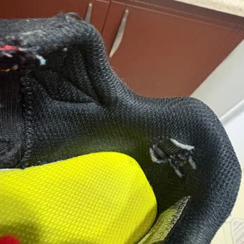 Kısa Sürede Yırtılan Ayakkabı İçin Çözüm Bekliyorum