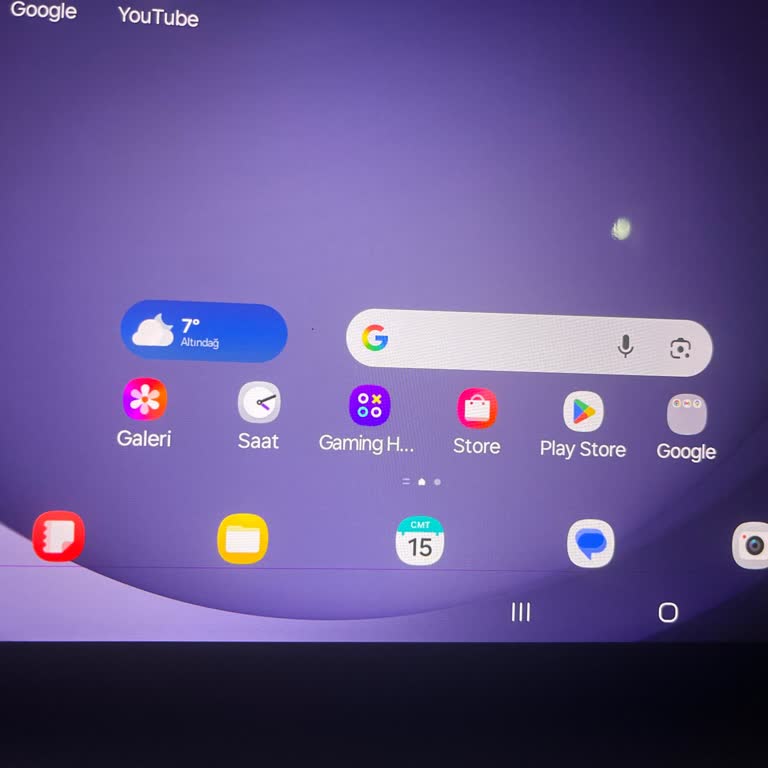 Samsung Tablet Ekranında Aniden Çıkan Kırmızı Çizgi Çözüm Bekliyor