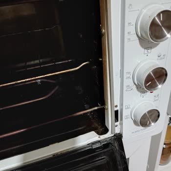 Simfer Turbo Fırında Kronik Menteşe Sorunu Ve Çözüm Eksikliği