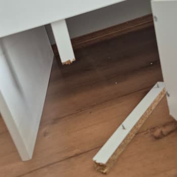 Yeni Alınan Bebek Yatağı Kullanmadan Kırıldı, Firma Çözüm Sunmuyor