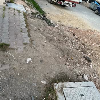 ASKİ Çalışması Sonrası Yol Ve Kaldırım Çamur İçinde Kaldı