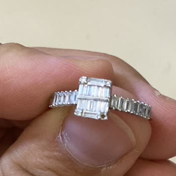 Garanti Kapsamındaki Pırlanta Yüzüğümün Taşı Sürekli Düşüyor Ve Ücret Talep Ediliyor