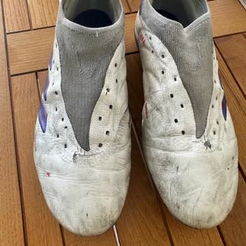 Adidas Futbol Ayakkabısında Erken Yırtılma Ve Garanti Sürecinde Ret Yaşanması