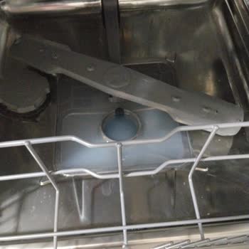 Yeni Alınan Bulaşık Makinesinde Sürekli Su Kalıyor, Garanti Desteği Sağlanmıyor