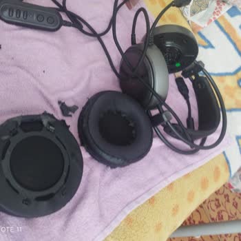 Kulaklık Pedlerinde Zamanla Soyulma Problemi Ve Yedek Parça Talebi