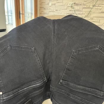 Aldığım Pantolonda Solma Ve Tüylenme Sorunlarıma Çözüm Bulunmadı