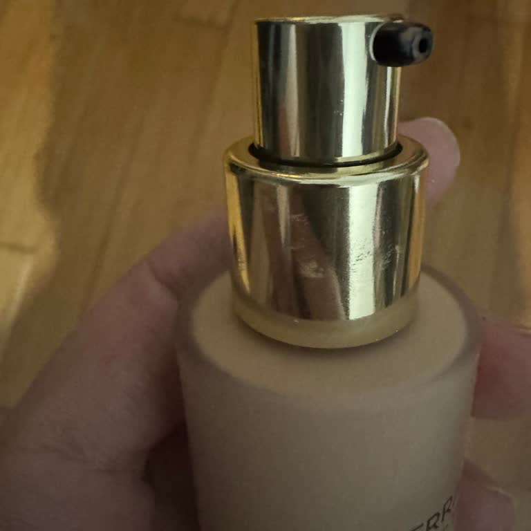 Kullanılmış Fondöten Yeni Ürün Diye Gönderildi