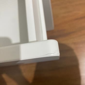 IKEA'dan Aldığım Çocuk Dolabında Eksik Ve Hasarlı Parçalar