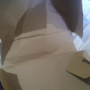 DHL Kargolarım Ezilmiş Ve Kırık Geldi, Müşteri Hizmetleri Çözüm Sunmadı