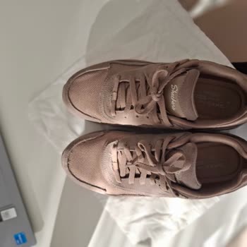 1 Haftada Yırtılan Ayakkabıma Skechers'tan Çözüm Bekliyorum