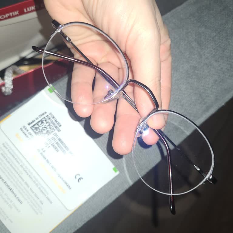 Kodak City Lens Gözlük Camlarında Yoğun Yansıma Ve Kullanım Sorunu