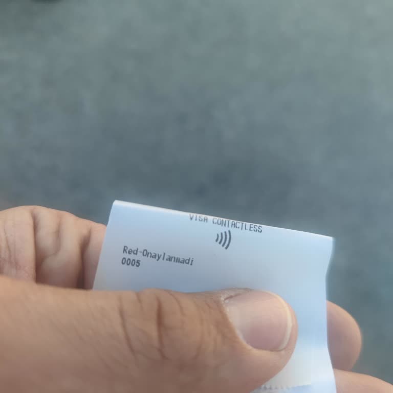 Akbank Kredi Kartım Asgari Ödeme Sonrası Uyarısız Şekilde Kapatıldı Mağdur Oldum