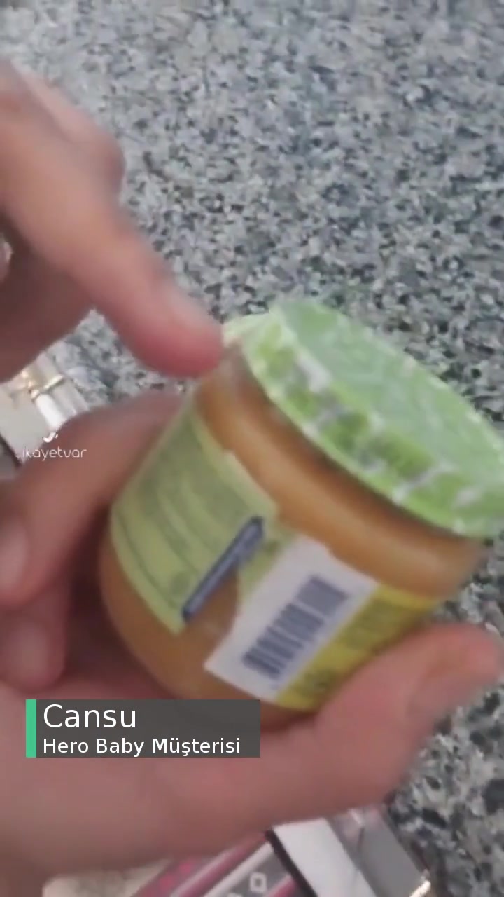 Hero Baby Küflü Mama videonun kapak resmi