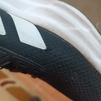 Bir Ayda Deforme Olan Ayakkabı Ve Sonuçsuz İade Süreci