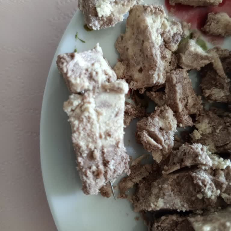 Satın Alınan Helvada Dikiş İğnesi Çıkması: Sağlık Ve Güvenlik Riski