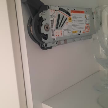 Blum Aventos HF Mutfak Dolabı Mekanizmasında Frenleme Sorunu Ve Garanti Talebi