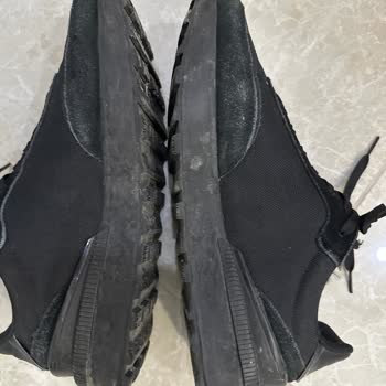 Tommy Hilfiger Sneaker'da Renk Solması Ve Boya Verme Sorununa Boyner'den Çözüm Bulunamıyor