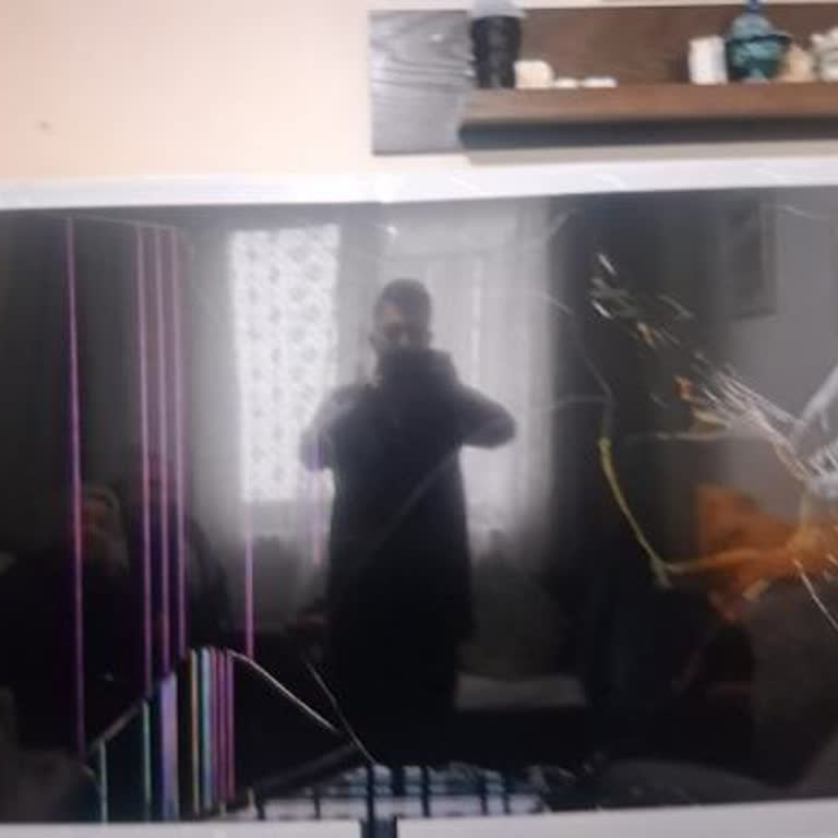 Grundig Kırık Televizyon ve Servis İlgisizliği: Çözüm Sunulmuyor