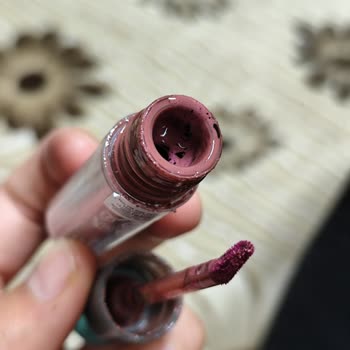 Nyx Hydrating Gloss Serum Dudaklarda Soyulma Ve Ürün Bozukluğu